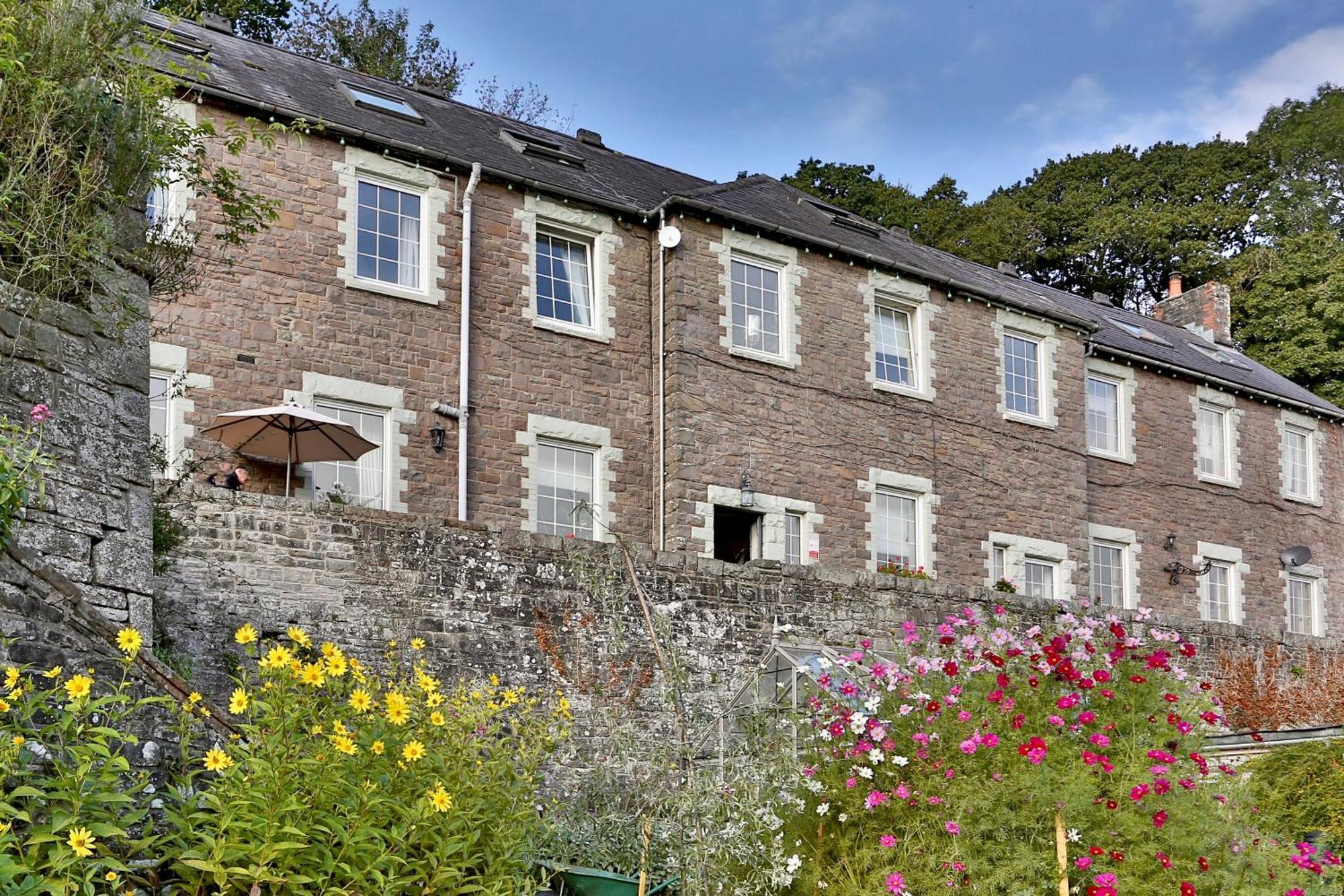 Ty Croeso House Villa Llangattock Bagian luar foto
